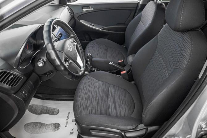 Hyundai Solaris I Рестайлинг с пробегом 2015 года, цена 1 289 000 рублей, 91000 км, хэтчбек, Автокод Объявления