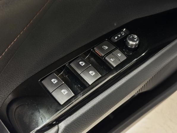Toyota Camry VIII (XV70) с пробегом 2019 года, цена 3 220 000 рублей, 44500 км, седан, Автокод Объявления