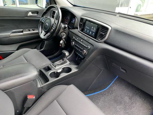 Kia Sportage IV Рестайлинг с пробегом 2018 года, цена 2 129 000 рублей, 61700 км, внедорожник, Автокод Объявления