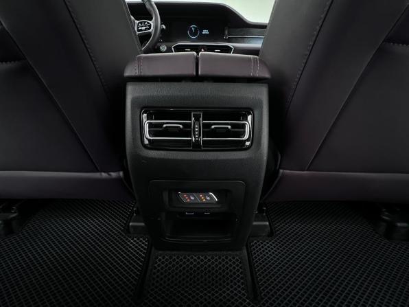 JETOUR X90+ с пробегом 2023 года, цена 2 450 000 рублей, 46091 км, внедорожник, Автокод Объявления