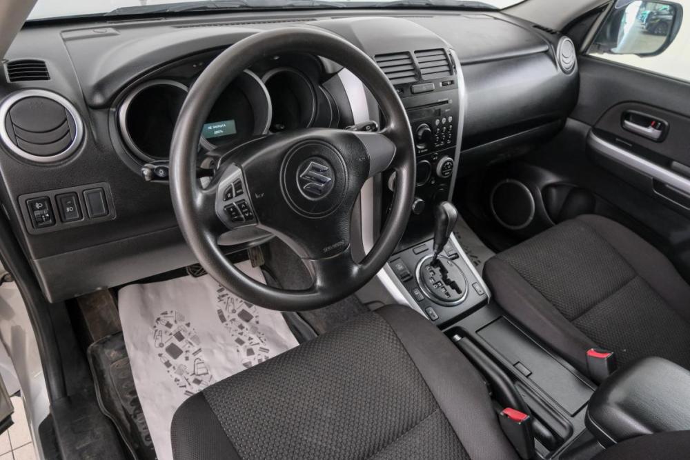Suzuki Grand Vitara II Рестайлинг Красноярск  - изображение 9