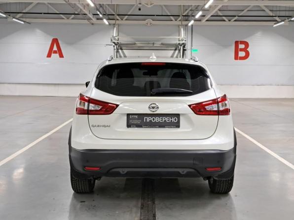 Nissan Qashqai II с пробегом 2017 года, цена 1 530 000 рублей, 140810 км, внедорожник, Автокод Объявления