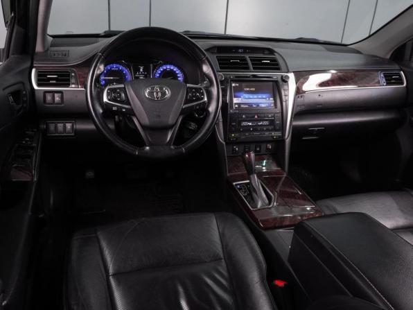 Toyota Camry VII (XV50) Рестайлинг 2 с пробегом 2017 года, цена 2 339 000 рублей, 439673 км, седан, Автокод Объявления