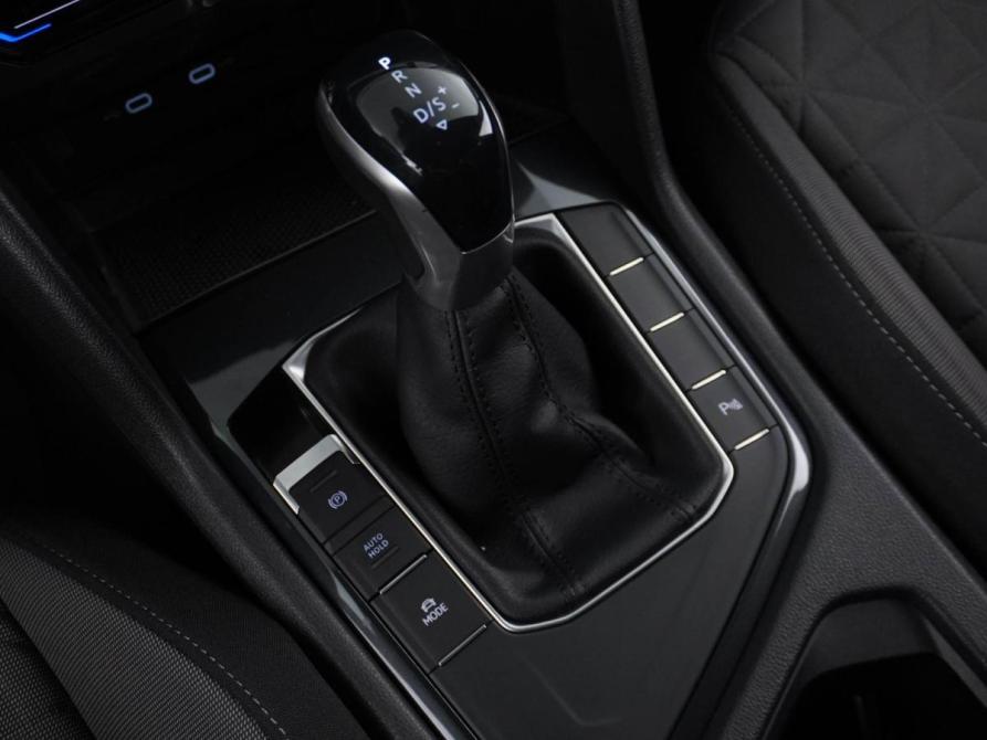 Volkswagen Tiguan II Рестайлинг Москва  - изображение 19