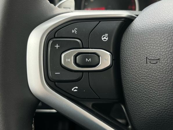 Haval Jolion I Рестайлинг 2 с пробегом 2025 года, цена 2 050 000 рублей, 3850 км, внедорожник, Автокод Объявления
