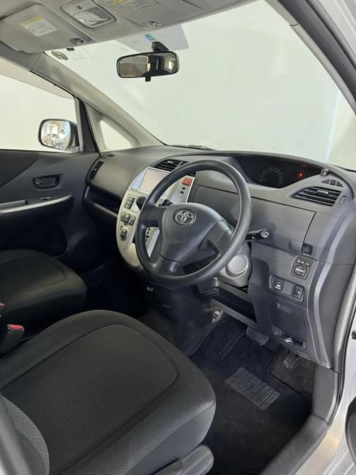 Toyota Ractis I Челябинск  - изображение 7
