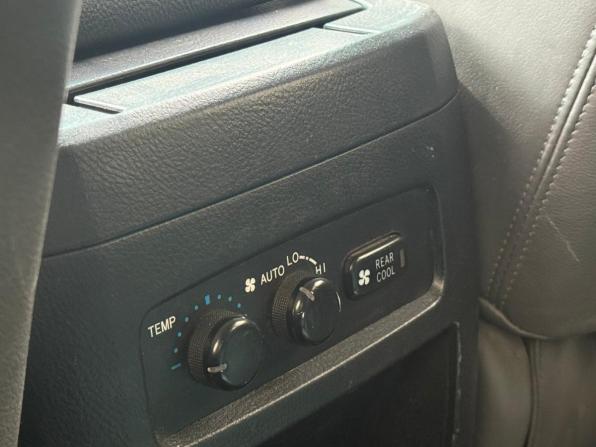 Toyota Land Cruiser Prado 120 Series с пробегом 2006 года, цена 2 350 000 рублей, 291944 км, внедорожник, Автокод Объявления