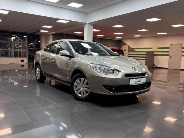 Renault Fluence I с пробегом 2013 года, цена 775 000 рублей, 111858 км, седан, Автокод Объявления