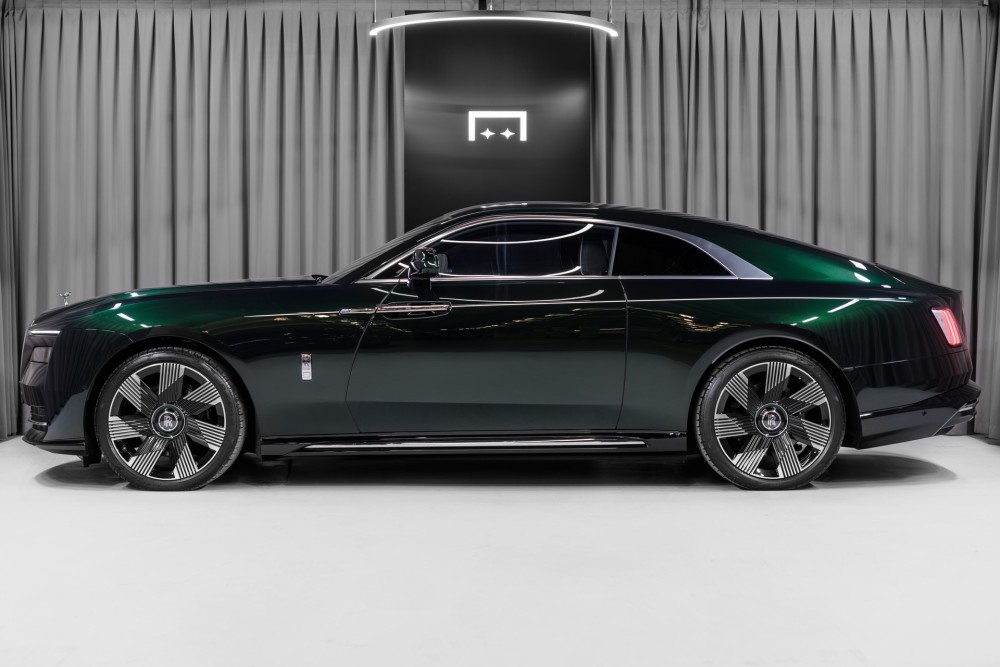 Rolls-Royce Spectre Москва  - изображение 8
