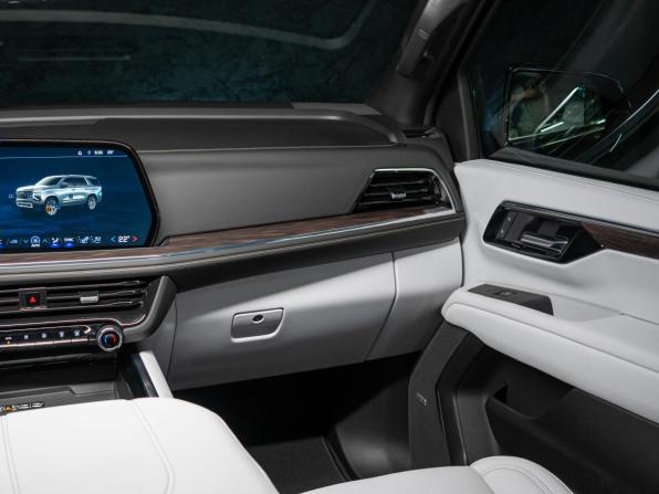 Новый Chevrolet Tahoe V Рестайлинг 2025 года, цена 15 800 000 рублей, внедорожник, Автокод Объявления