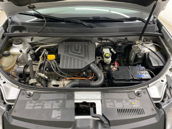 Renault Logan II с пробегом 2015 года, цена 750 000 рублей, 88155 км, седан, Автокод Объявления