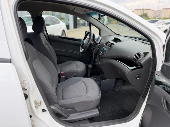 Chevrolet Spark III с пробегом 2013 года, цена 650 000 рублей, 106292 км, хэтчбек, Автокод Объявления