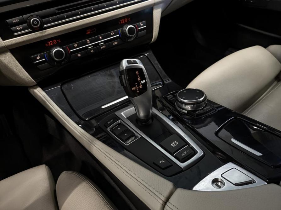 BMW 5 серии VI (F10/F11/F07) Рестайлинг Москва  - изображение 26