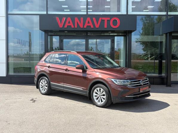 Volkswagen Tiguan II Рестайлинг с пробегом 2021 года, цена 2 835 000 рублей, 55700 км, внедорожник, Автокод Объявления