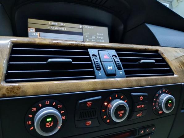 BMW 5 серии V (E60/E61) Рестайлинг с пробегом 2007 года, цена 3 200 000 рублей, 92232 км, седан, Автокод Объявления