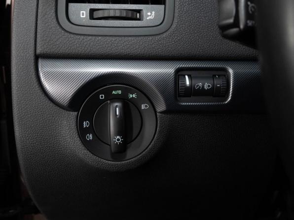 Skoda Yeti I Рестайлинг с пробегом 2017 года, цена 1 488 000 рублей, 91500 км, внедорожник, Автокод Объявления