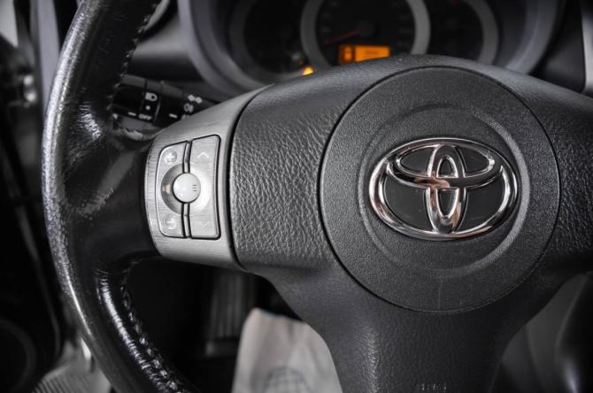 Toyota RAV4 III (XA30) с пробегом 2005 года, цена 1 449 000 рублей, 290356 км, внедорожник, Автокод Объявления