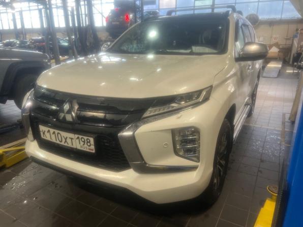 Mitsubishi Pajero Sport III Рестайлинг с пробегом 2021 года, цена 2 999 000 рублей, 255322 км, внедорожник, Автокод Объявления