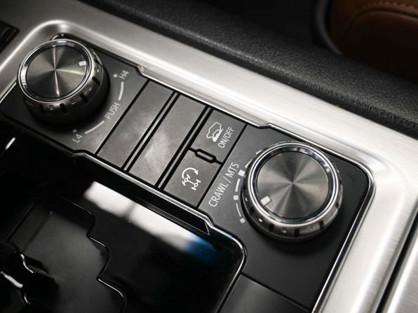 Toyota Land Cruiser 200 Series Рестайлинг 2 с пробегом 2020 года, цена 7 949 000 рублей, 55382 км, внедорожник, Автокод Объявления