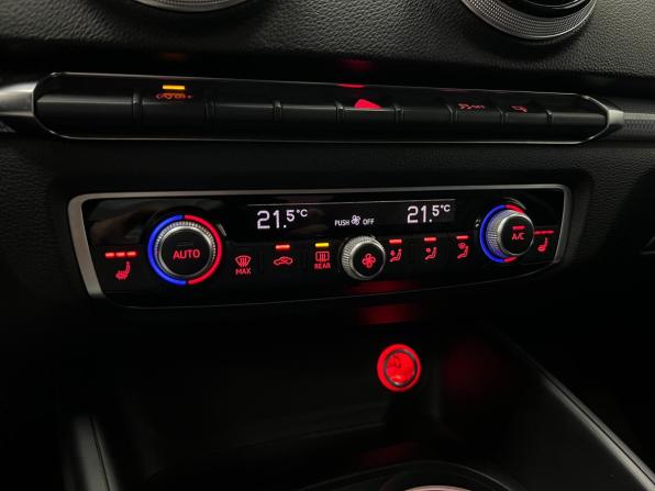 Audi A3 III (8V) с пробегом 2015 года, цена 1 070 000 рублей, 279296 км, хэтчбек, Автокод Объявления