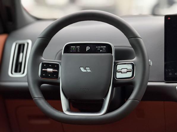 Новый Li Auto (Lixiang) L7 I Рестайлинг 2025 года, цена 8 400 000 рублей, внедорожник, Автокод Объявления