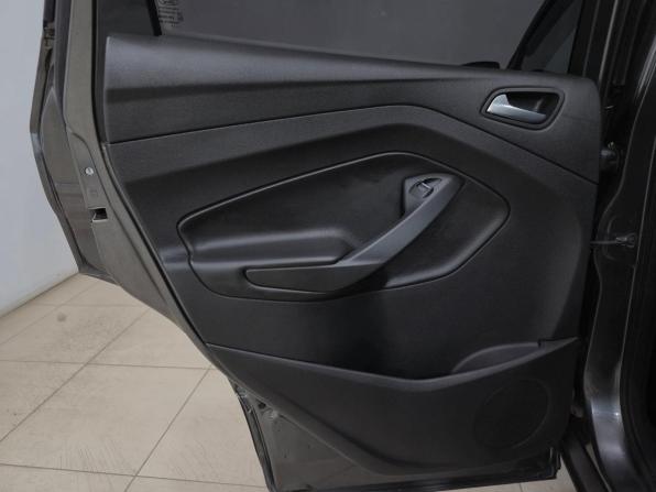 Ford Kuga II Рестайлинг с пробегом 2018 года, цена 1 620 000 рублей, 163663 км, внедорожник, Автокод Объявления