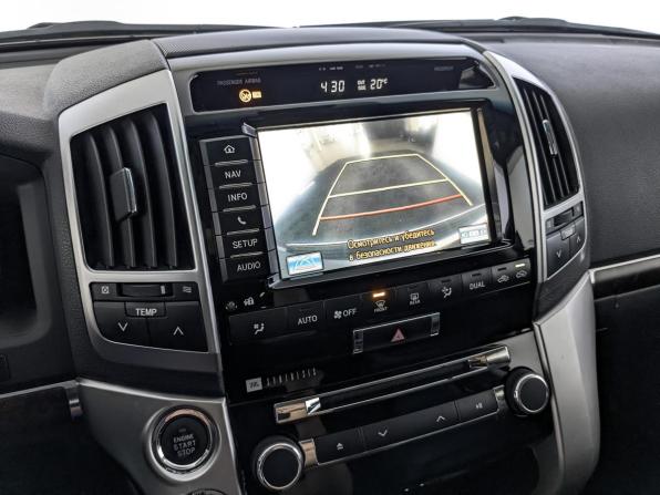 Toyota Land Cruiser 200 Series Рестайлинг 1 с пробегом 2013 года, цена 4 000 000 рублей, 239075 км, внедорожник, Автокод Объявления