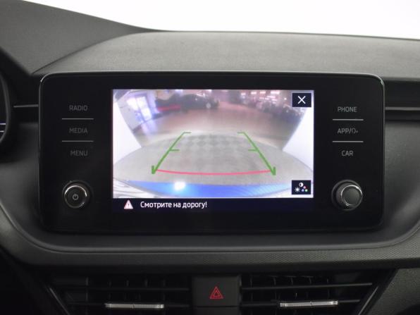 Skoda Rapid II с пробегом 2022 года, цена 2 037 900 рублей, 53525 км, лифтбек, Автокод Объявления