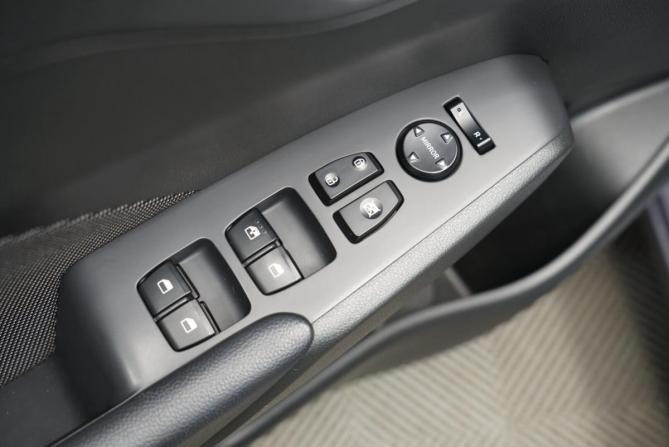Hyundai Solaris II Рестайлинг с пробегом 2022 года, цена 1 844 000 рублей, 51800 км, седан, Автокод Объявления