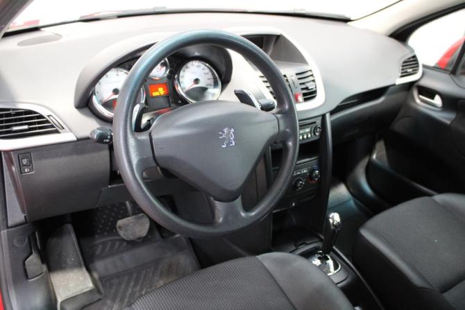 Peugeot 207 I Рестайлинг с пробегом 2010 года, цена 485 000 рублей, 103579 км, хэтчбек, Автокод Объявления