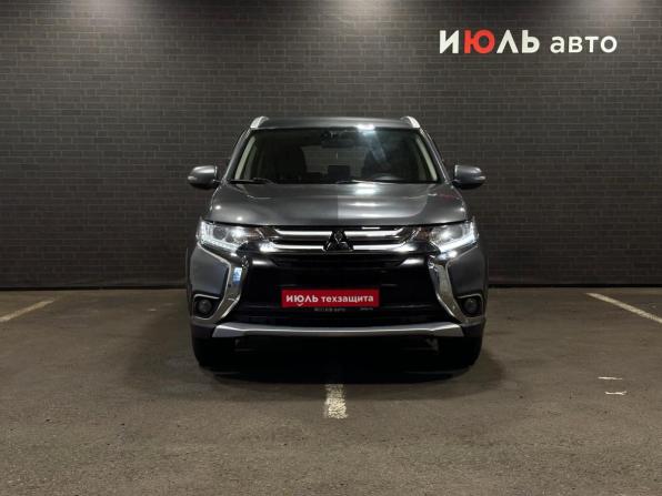 Mitsubishi Outlander III Рестайлинг 2 с пробегом 2015 года, цена 1 650 000 рублей, 215441 км, внедорожник, Автокод Объявления