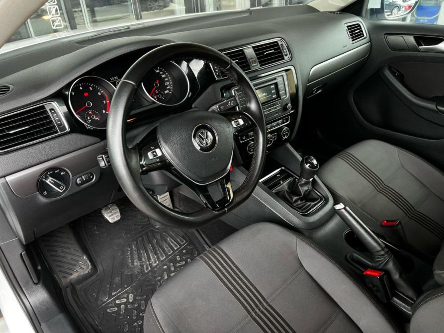 Volkswagen Jetta VI Рестайлинг Волгоград  - изображение 9