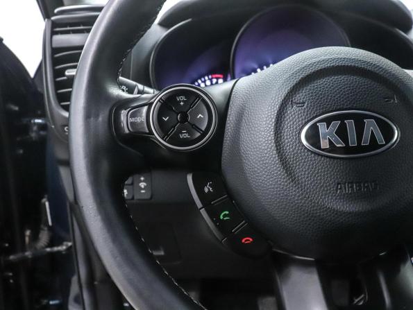 Kia Soul II Рестайлинг с пробегом 2017 года, цена 1 495 000 рублей, 98667 км, хэтчбек, Автокод Объявления