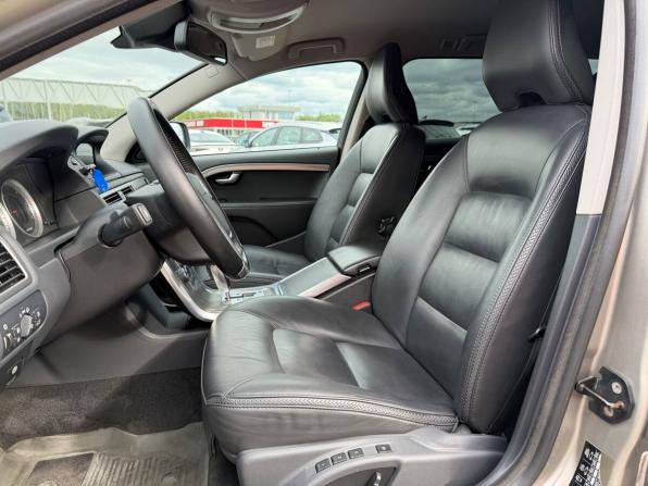 Volvo XC70 II с пробегом 2011 года, цена 1 255 000 рублей, 321000 км, универсал, Автокод Объявления