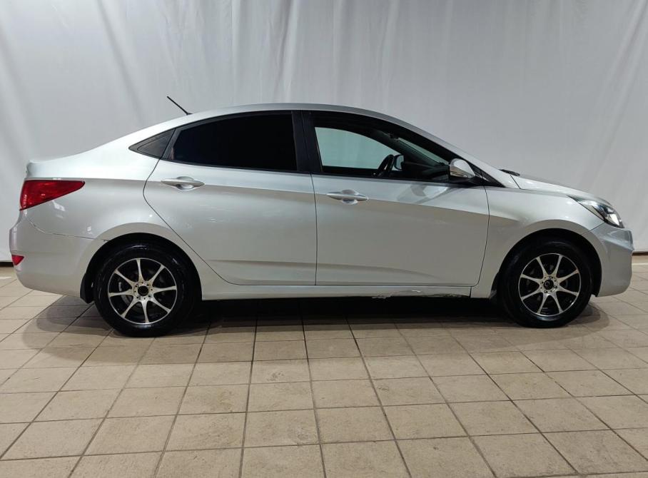 Hyundai Solaris I Нижневартовск  - изображение 8