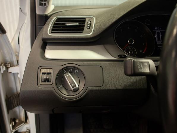 Volkswagen Passat B7 с пробегом 2012 года, цена 1 190 000 рублей, 117871 км, седан, Автокод Объявления