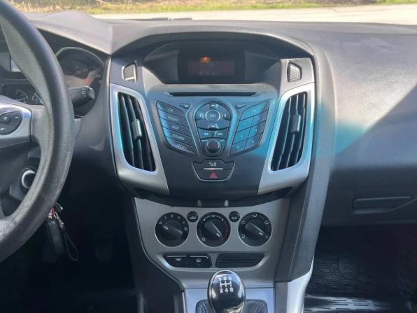 Ford Focus III с пробегом 2012 года, цена 619 000 рублей, 231892 км, хэтчбек, Автокод Объявления