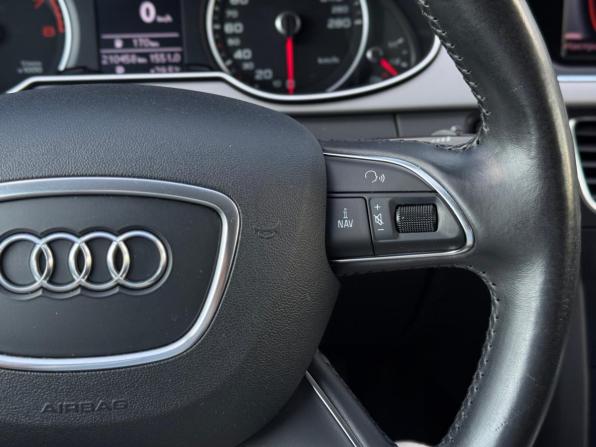 Audi A4 IV (B8) Рестайлинг с пробегом 2012 года, цена 1 179 000 рублей, 210458 км, седан, Автокод Объявления