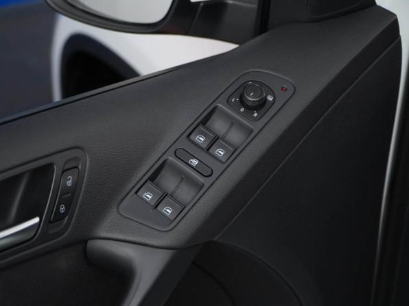 Volkswagen Tiguan I Рестайлинг с пробегом 2016 года, цена 1 697 077 рублей, 151394 км, внедорожник, Автокод Объявления