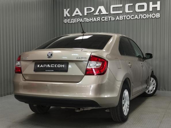 Skoda Rapid I с пробегом 2017 года, цена 1 000 000 рублей, 189400 км, лифтбек, Автокод Объявления