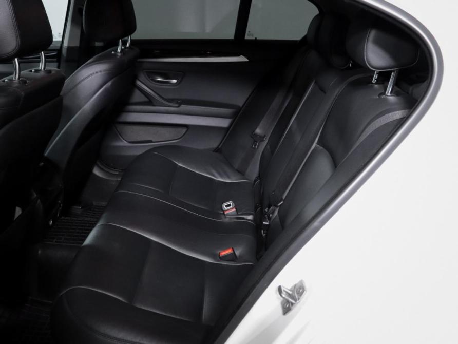 BMW 5 серии VI (F10/F11/F07) Рестайлинг Москва  - изображение 11