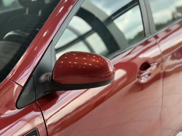 Kia Rio III Рестайлинг с пробегом 2017 года, цена 895 000 рублей, 90293 км, хэтчбек, Автокод Объявления