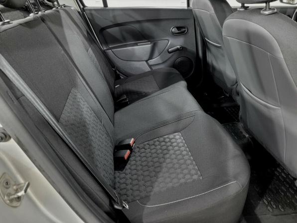 Renault Logan II с пробегом 2017 года, цена 750 000 рублей, 112344 км, седан, Автокод Объявления