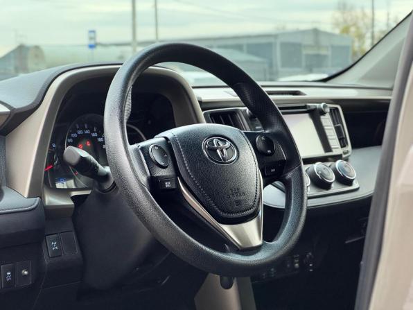 Toyota RAV4 IV (XA40) с пробегом 2014 года, цена 1 920 000 рублей, 98465 км, внедорожник, Автокод Объявления