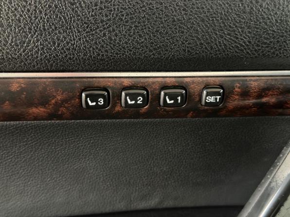 Toyota Land Cruiser 200 Series с пробегом 2011 года, цена 3 149 000 рублей, 227520 км, внедорожник, Автокод Объявления