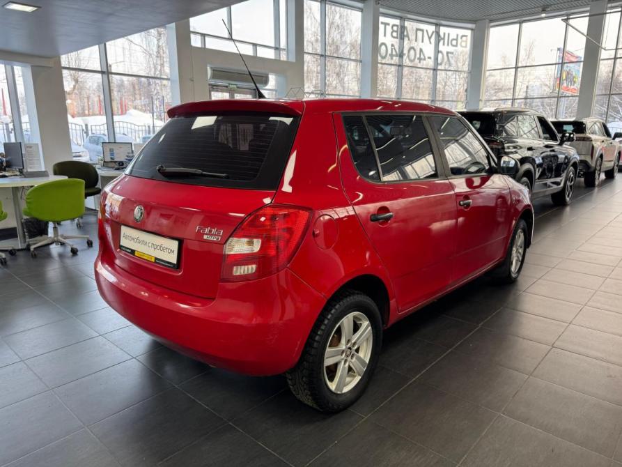 Skoda Fabia II Киров  - изображение 7