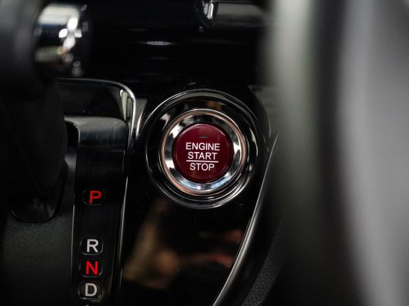 Honda N-WGN I Рестайлинг с пробегом 2018 года, цена 879 500 рублей, 48737 км, хэтчбек, Автокод Объявления