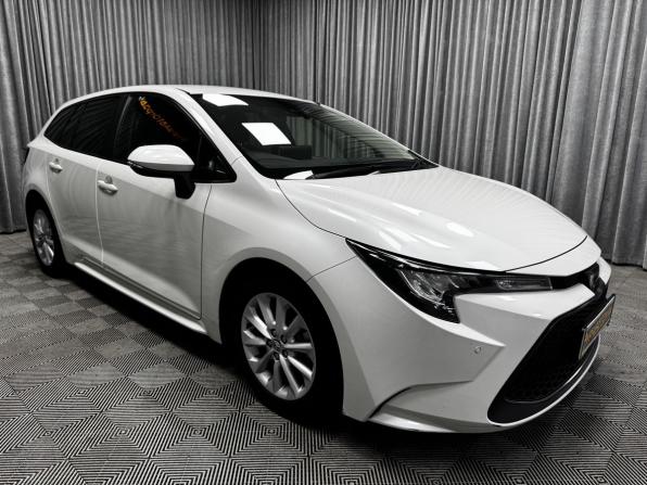 Toyota Corolla XII (E210) с пробегом 2019 года, цена 1 750 000 рублей, 93338 км, универсал, Автокод Объявления
