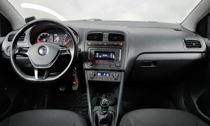 Volkswagen Polo V Рестайлинг с пробегом 2018 года, цена 1 055 000 рублей, 106795 км, седан, Автокод Объявления
