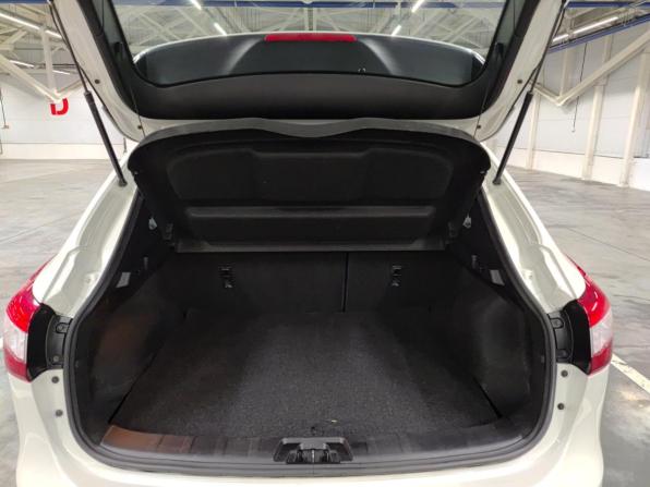 Nissan Qashqai II с пробегом 2018 года, цена 1 760 000 рублей, 84853 км, внедорожник, Автокод Объявления